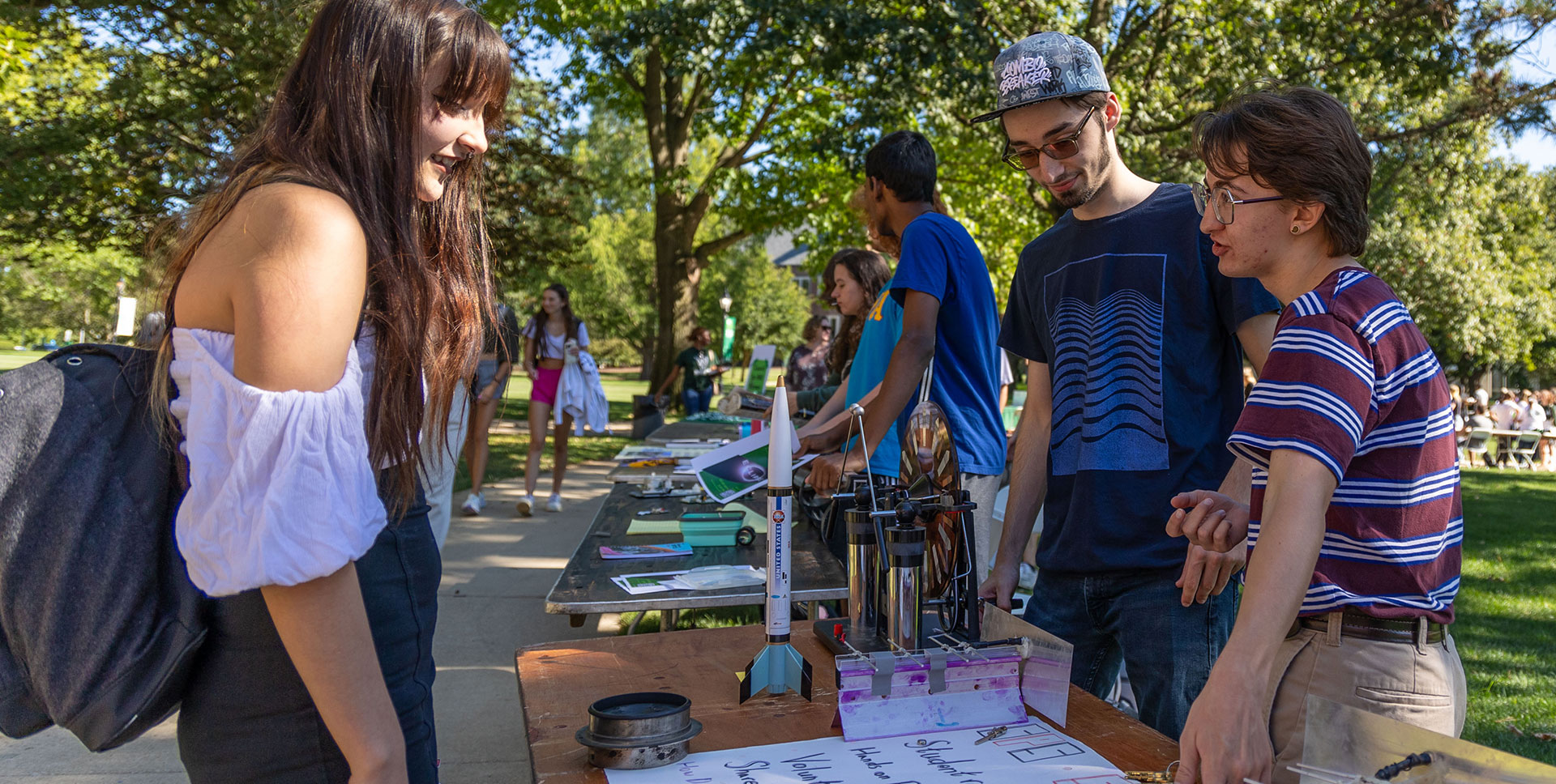 Students talking during RSO Fair