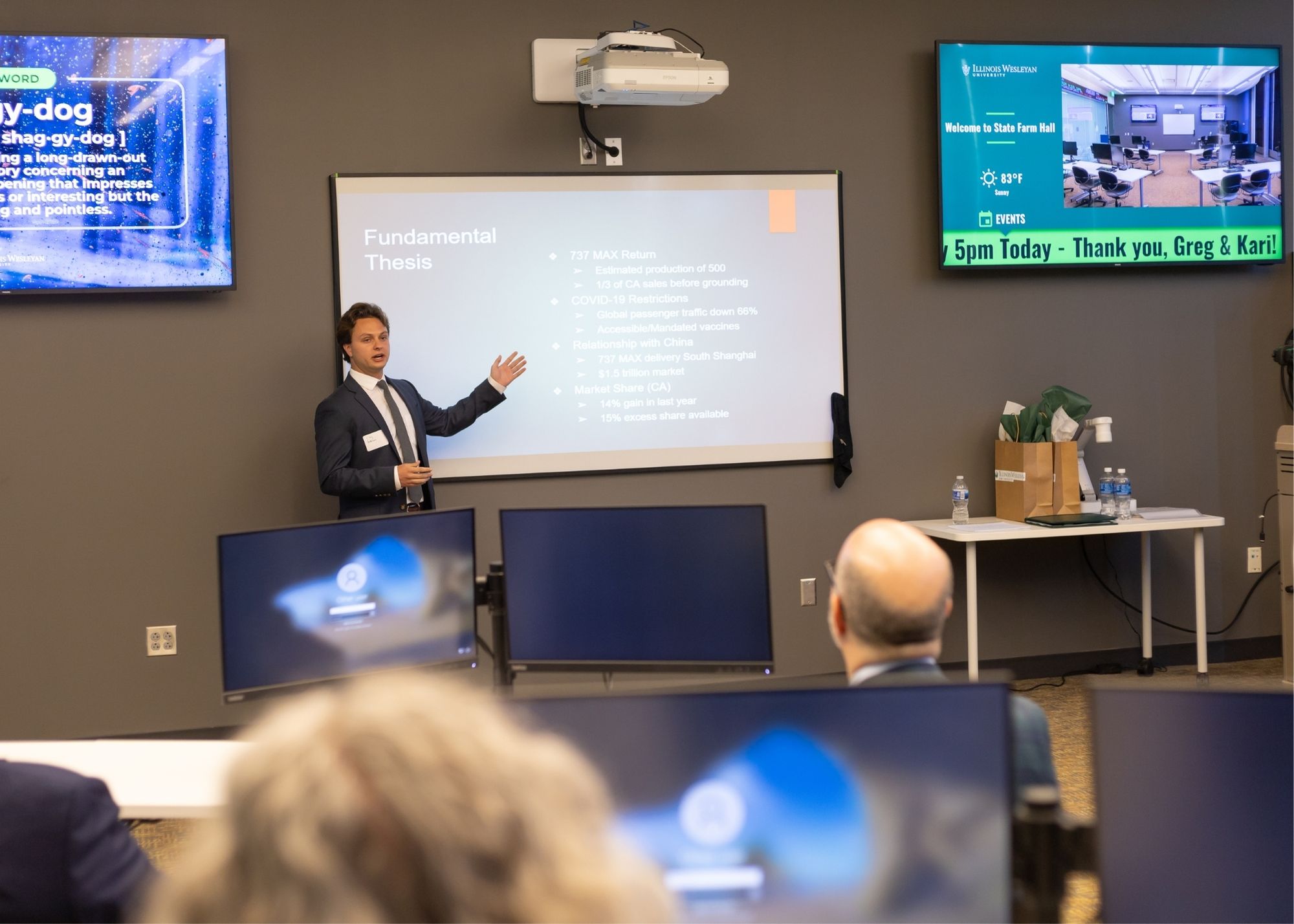 Clay Anderson presenting in Bloomberg Lab